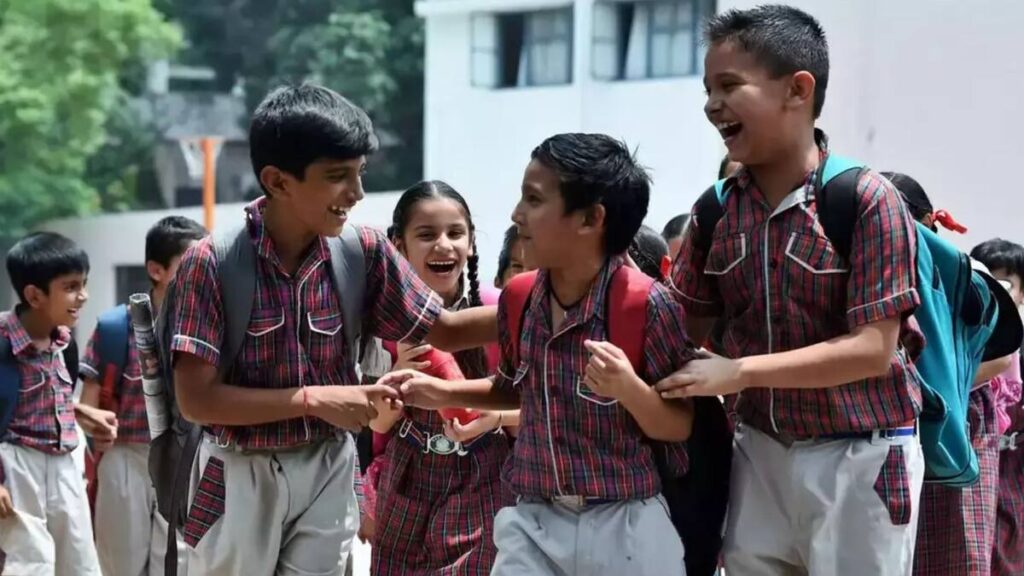 পশ্চিমবঙ্গে ছুটি এগিয়ে আনা হয়েছে