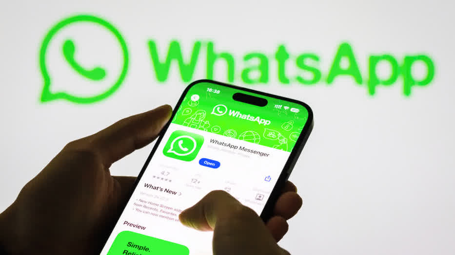iPhone-এ WhatsApp চলবে না