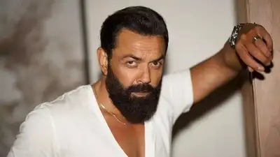 ‘অ্যানিমেল’ সিনেমায় ভিলেন চরিত্রে দুর্দান্ত কামব্যাক করে তাক লাগিয়ে দিয়েছেন ববি।