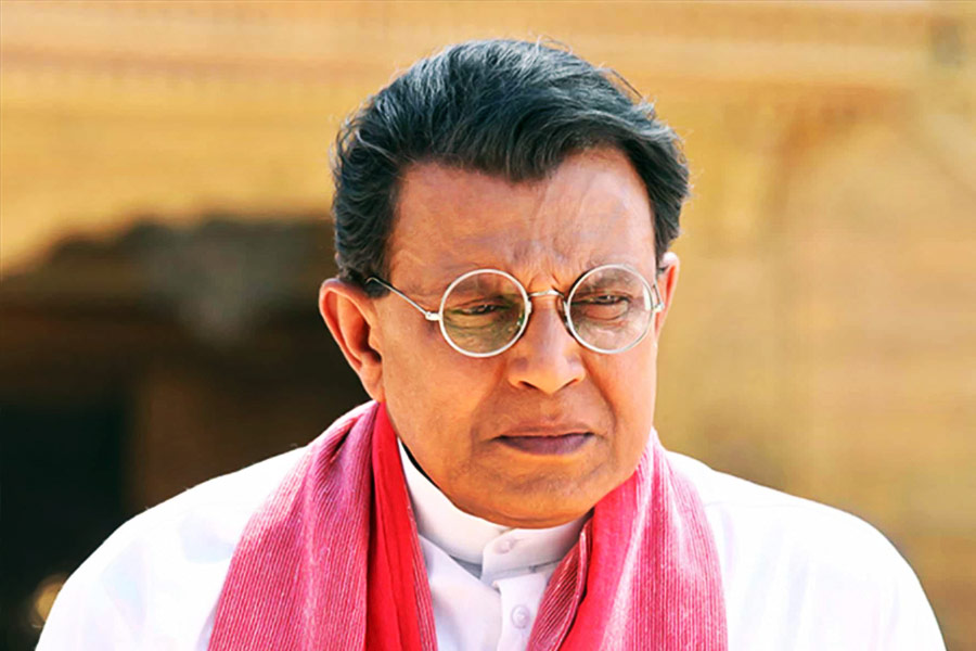 মিঠুন চক্রবর্তীর মোট সম্পদের পরিমাণ প্রায় ১০১ কোটি টাকা