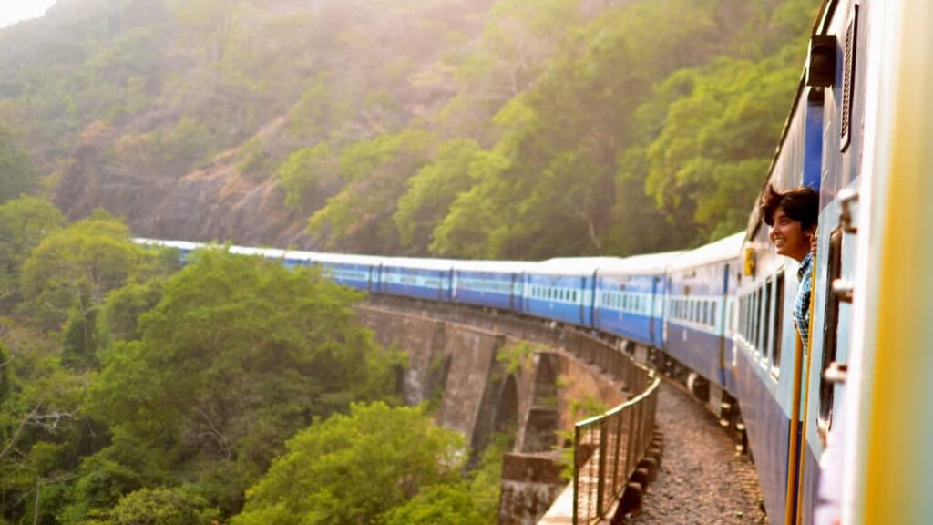 ভারতীয় রেলের কঠোর নিয়মকানুন