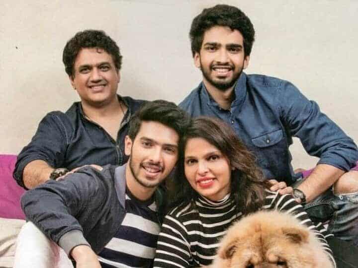 আমাল মল্লিকের পারিবারিক পটভূমি,